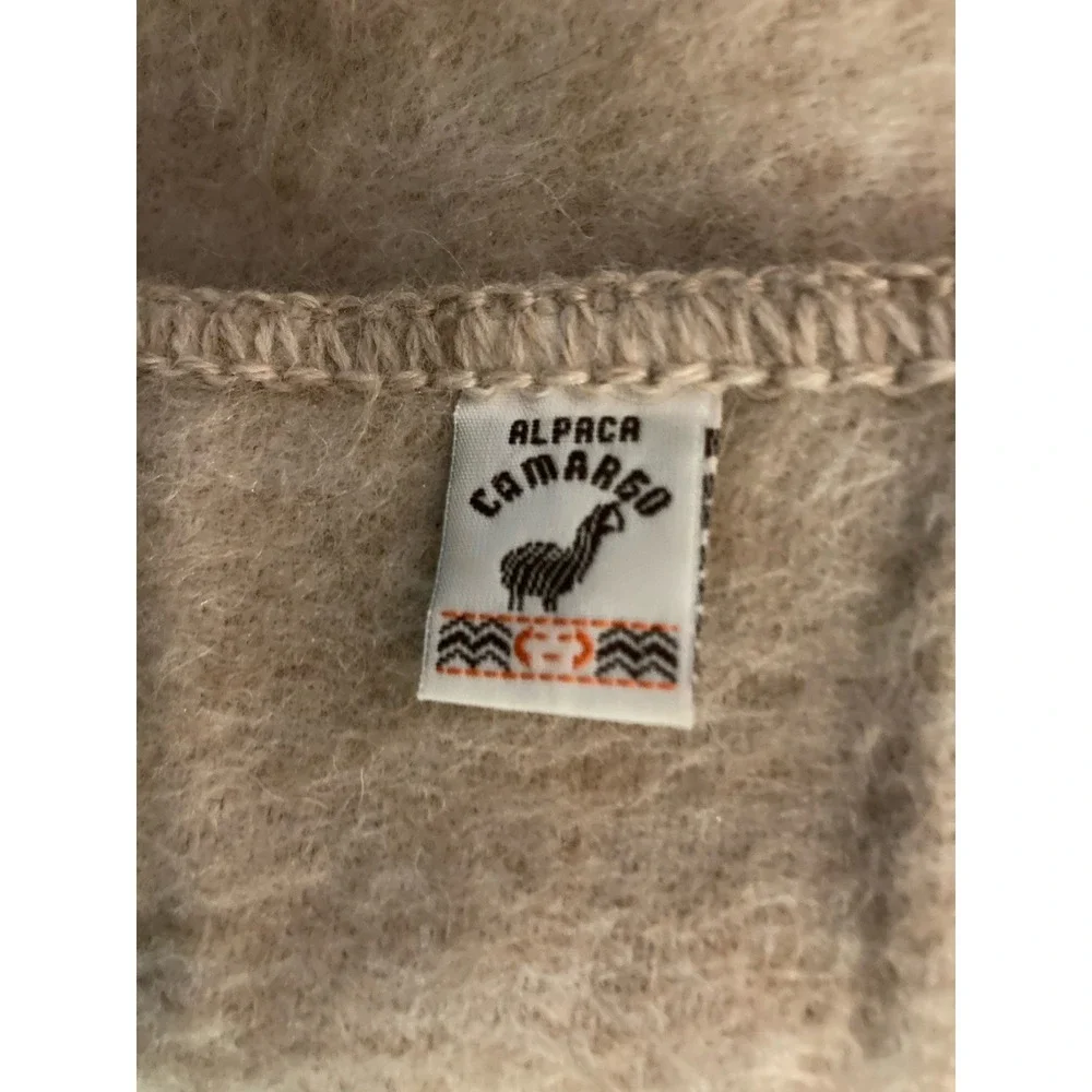 Alpaca Camargo Scarf Peru Embroidered‎ Logo Tan Beige Ultra Soft Fringe